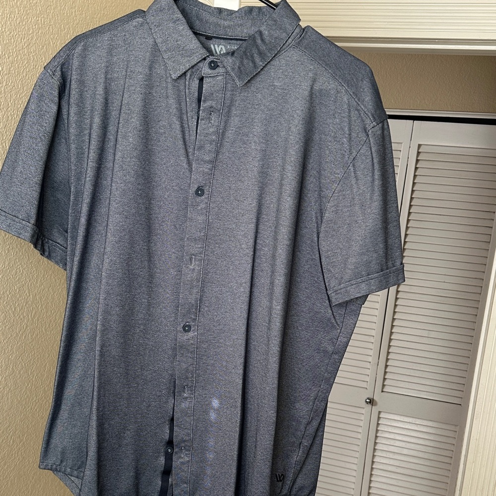 Men's Gray Short Sleeve Shirt